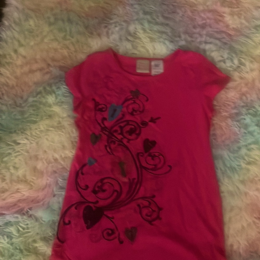 Pink, no stains, ties on the bottoms,size 10/12